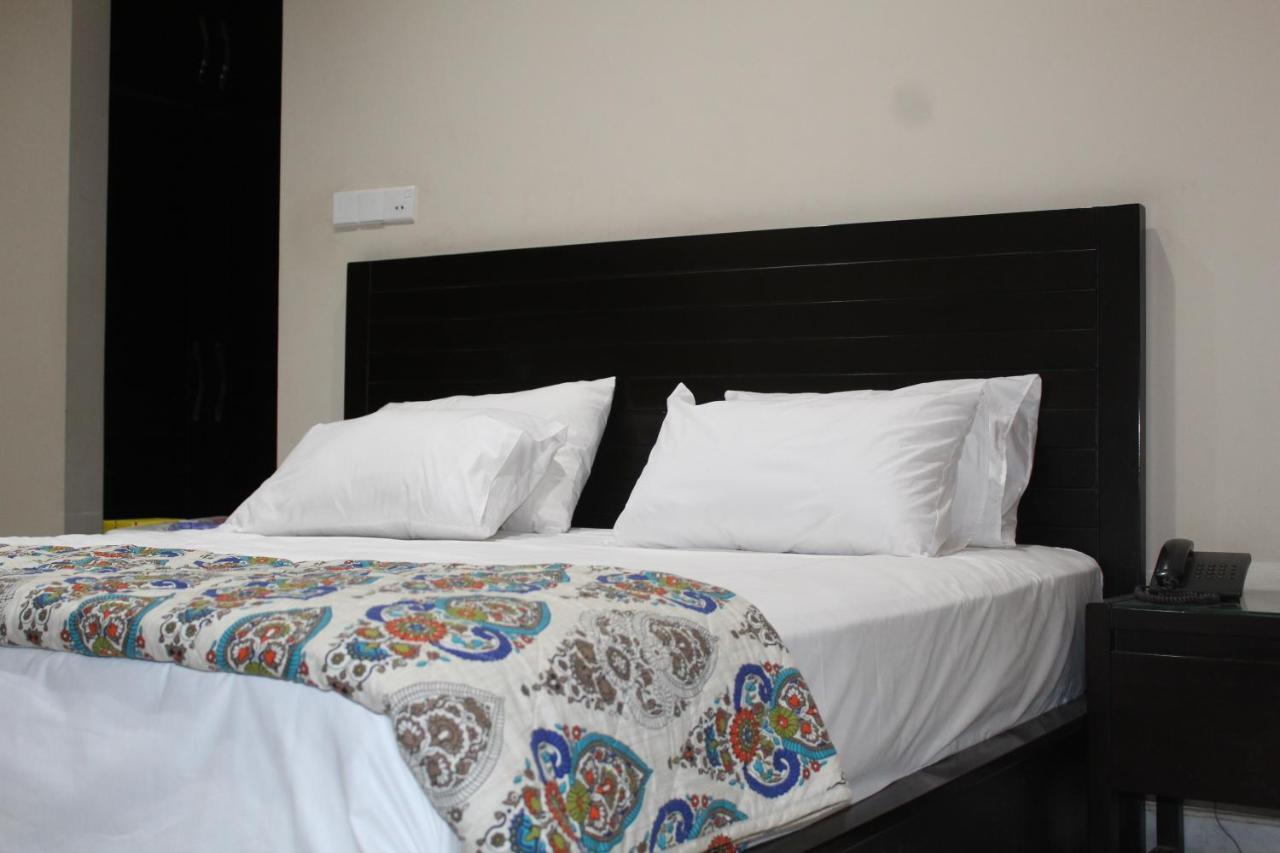 Hotel State Residency Bahawalpur Luaran gambar